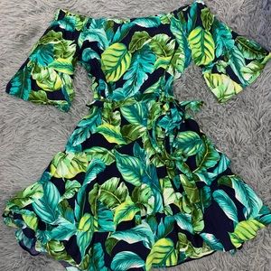 This is a dress, from forever 21. Size small